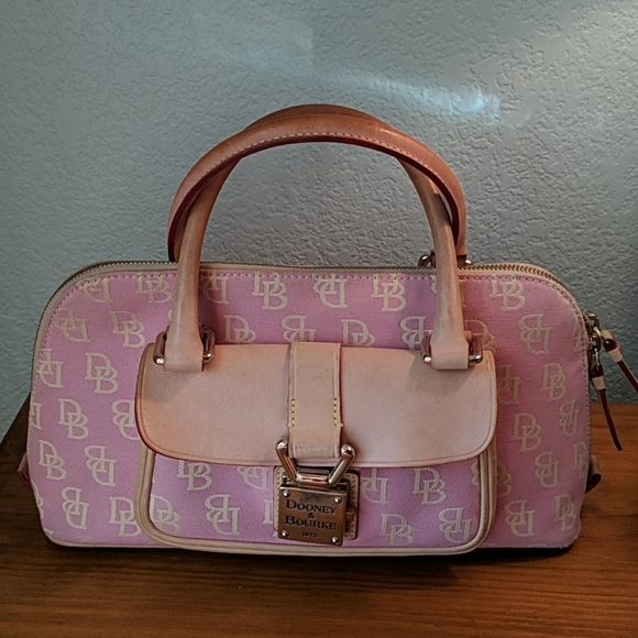 Dooney & Bourke Handbags - Vintage Dooney and Bourke pink purse